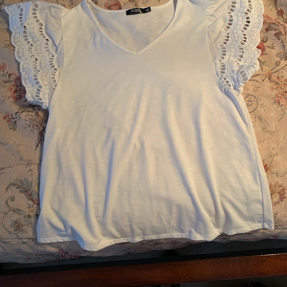 Cure. White Lace Sleeve Top